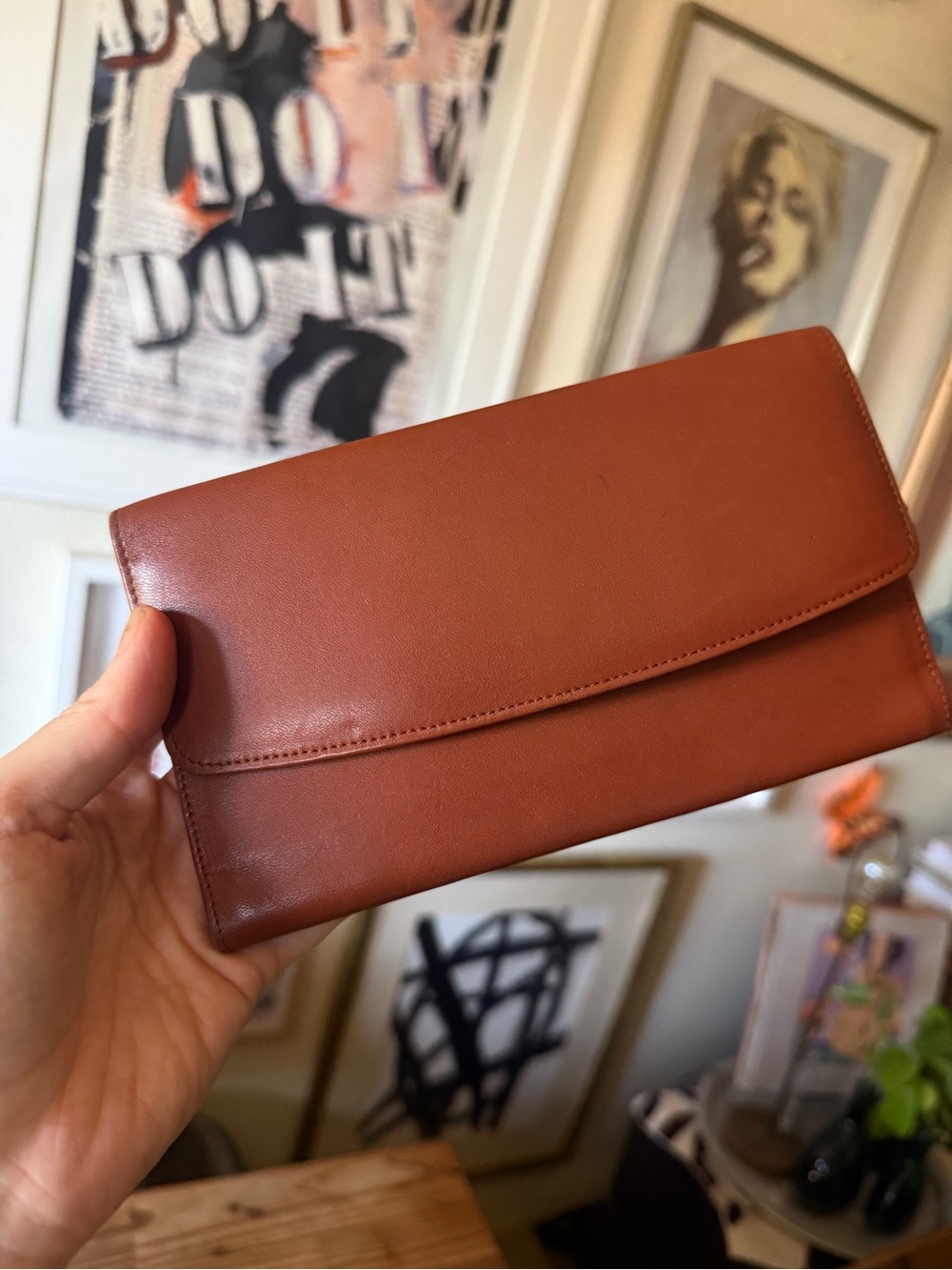 Coach Classic soft calfskin Leather Foldover Clutch Wallet - Brown tan